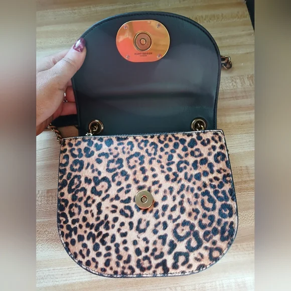 Kurt Geiger NWT "The Chelsea" Leopard Pony Hair Shoulder Bag With Dustbag - Picture 11 of 13